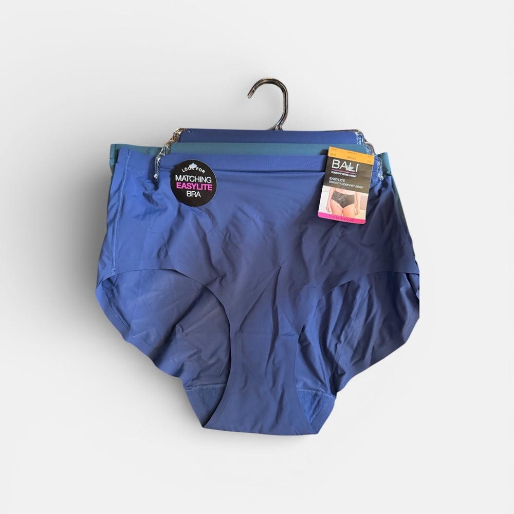 Bali Briefs Women Comfort Revolution Seamless Green Blue 3PK